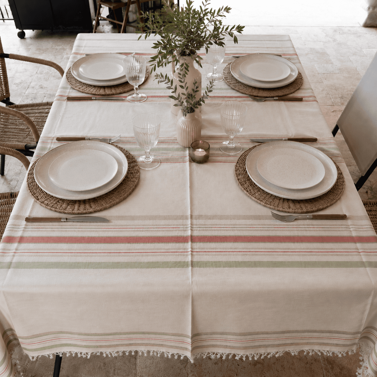 Nappe 100% Coton Tissée 165x260 cm